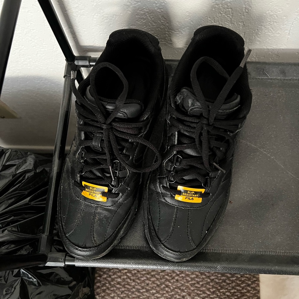 anti slip work shoes